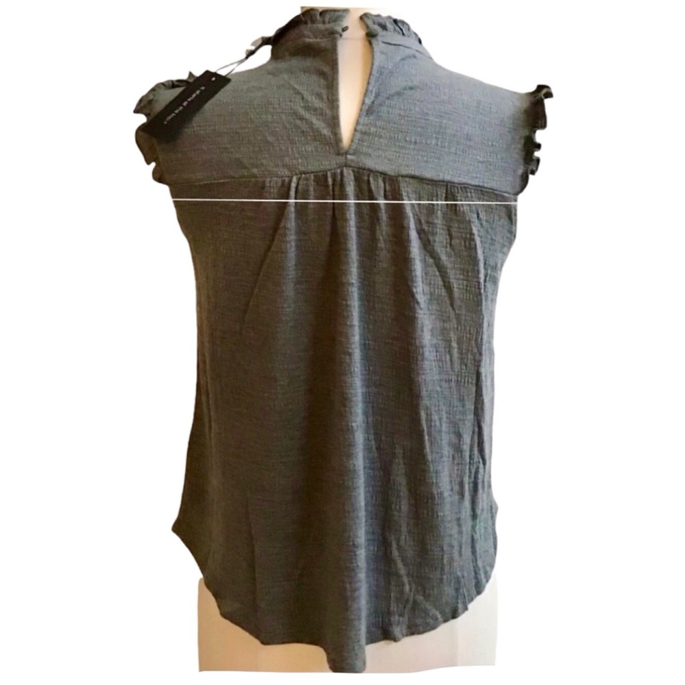 Cable & Gauge Crochet Sleeveless Top (NWT) (Size: Medium) - Picture 5 of 7